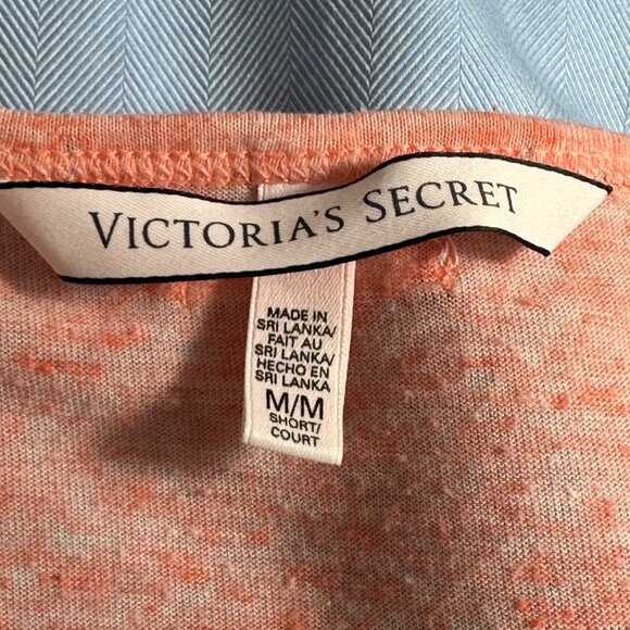 Victoria's Secret Coral V-Neck T-Shirt M Polyester/Linen Blend Beachy Vacation - Picture 2 of 10
